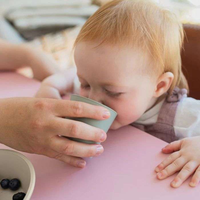 BIBS SET DE TASSES AVEC COUVERTURE BIBS SET DE TASSES AVEC COUVERTURE