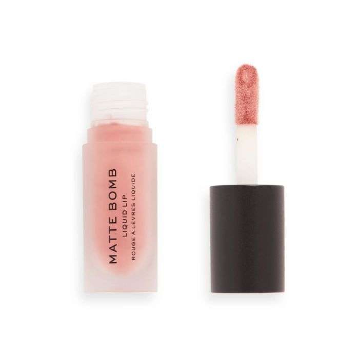 MAKEUP REVOLUTION MATTE BOMB ROUGE A LEVRES LIQUIDE 4.6ML MAKEUP REVOLUTION MATTE BOMB ROUGE A LEVRES LIQUIDE 4.6ML