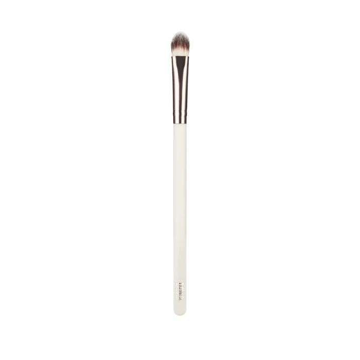 MUA FIRM KABUKI PINCEAU CONCEALER MUA FIRM KABUKI PINCEAU CONCEALER