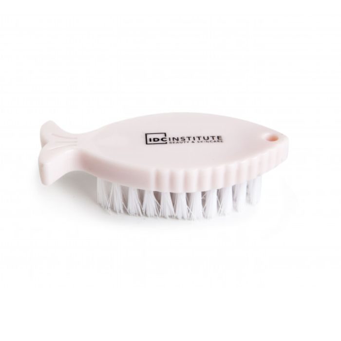 IDC INSTITUTE BROSSE A ONGLES